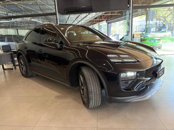 PORSCHE MACAN 4S ELÉTRICO PORSCHE MACAN 4S ELÉTRICO